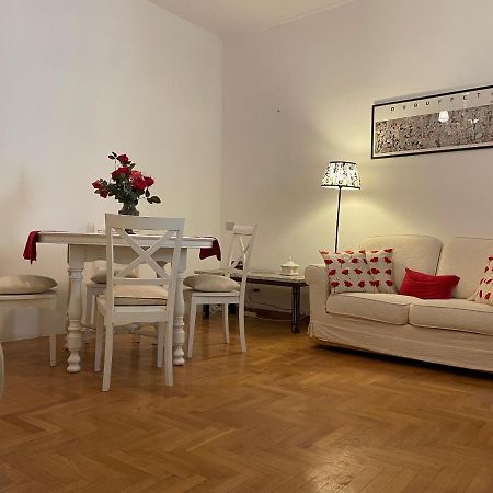 Elegant Apt-Typical Roman Palazzina Pz Alessandria Εξωτερικό φωτογραφία
