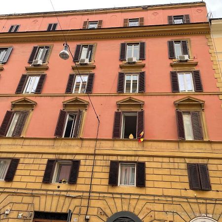 Elegant Apt-Typical Roman Palazzina Pz Alessandria Εξωτερικό φωτογραφία
