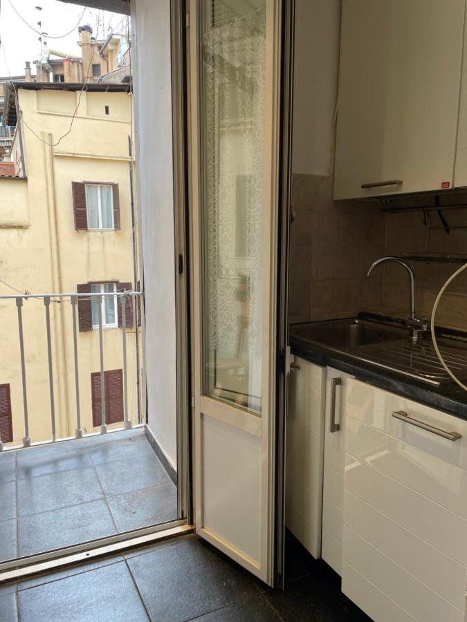 Elegant Apt-Typical Roman Palazzina Pz Alessandria Εξωτερικό φωτογραφία