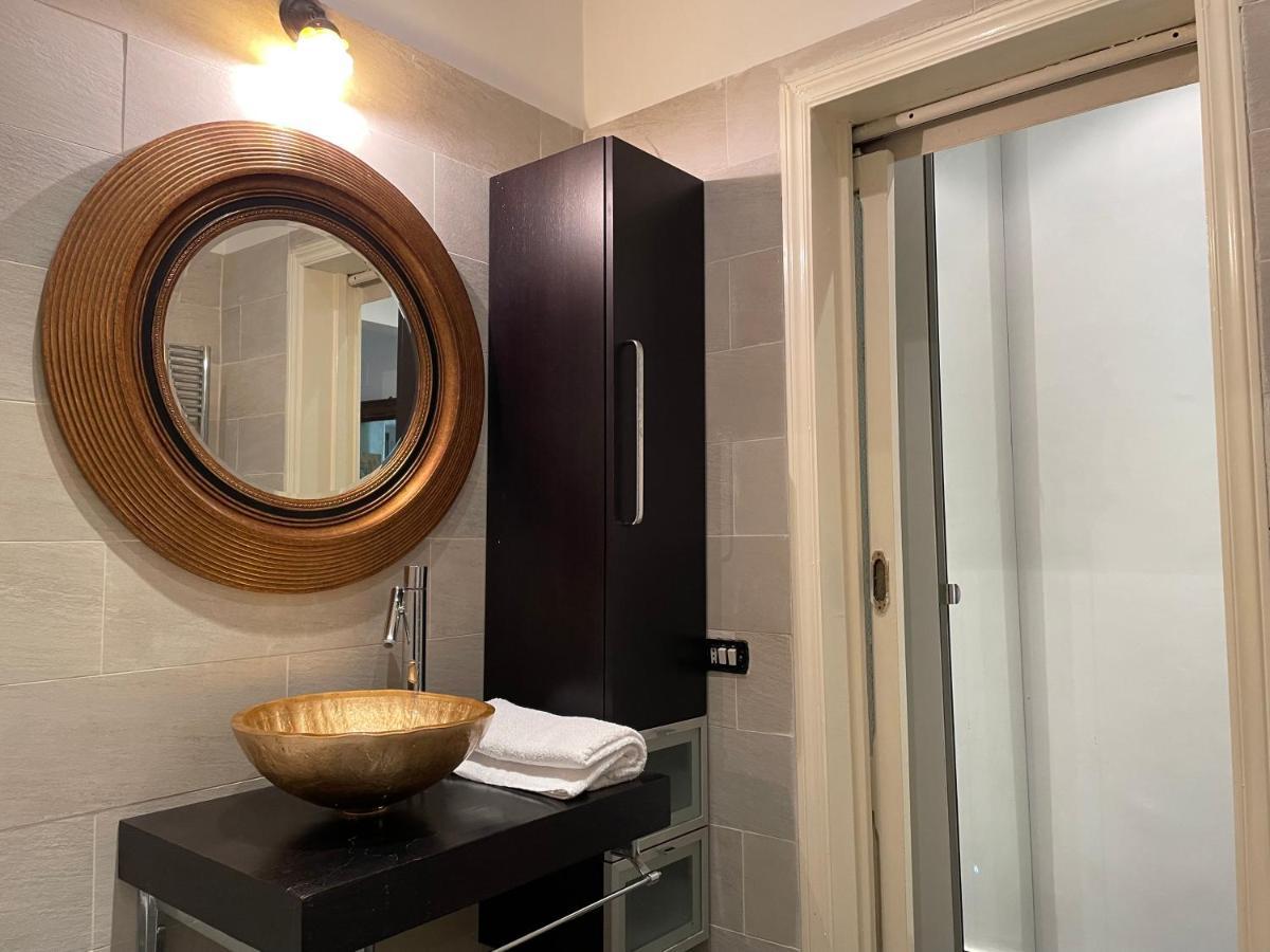 Elegant Apt-Typical Roman Palazzina Pz Alessandria Εξωτερικό φωτογραφία